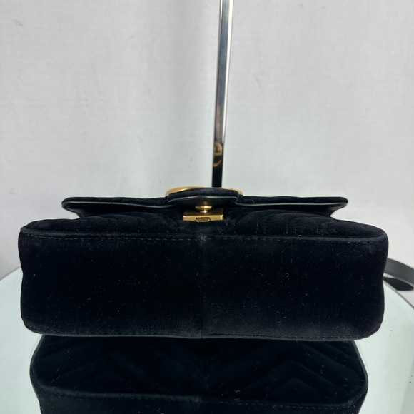 GUCCI GG Marmont velvet small bag Black - Picture 7 of 17